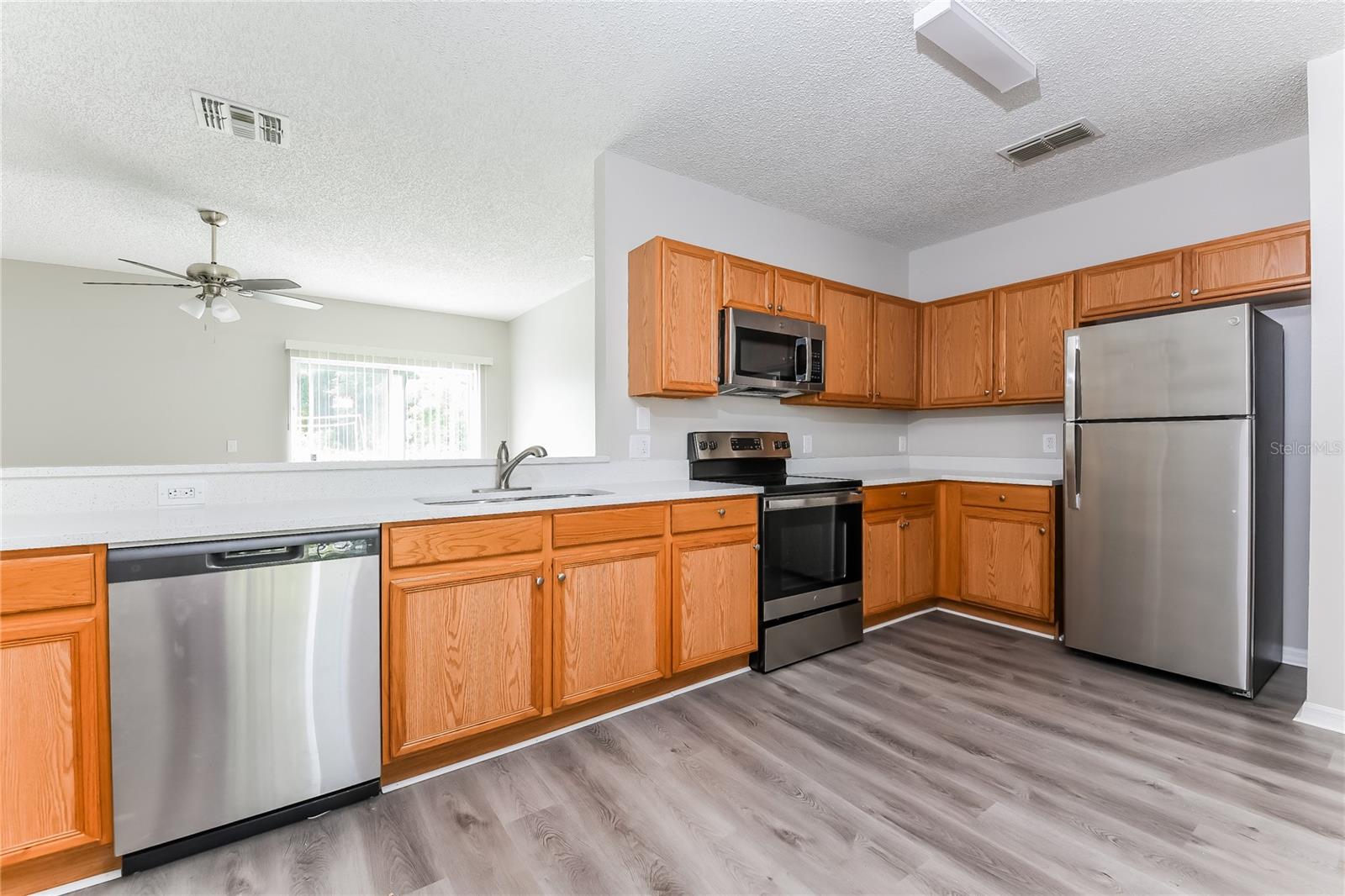 702 PASTEUR LN, KISSIMMEE, FL, 34759