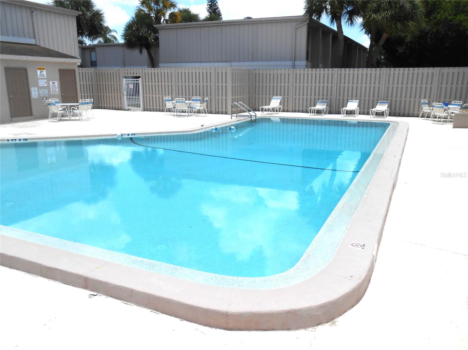 4001 BENEVA RD #109, SARASOTA, FL, 34233