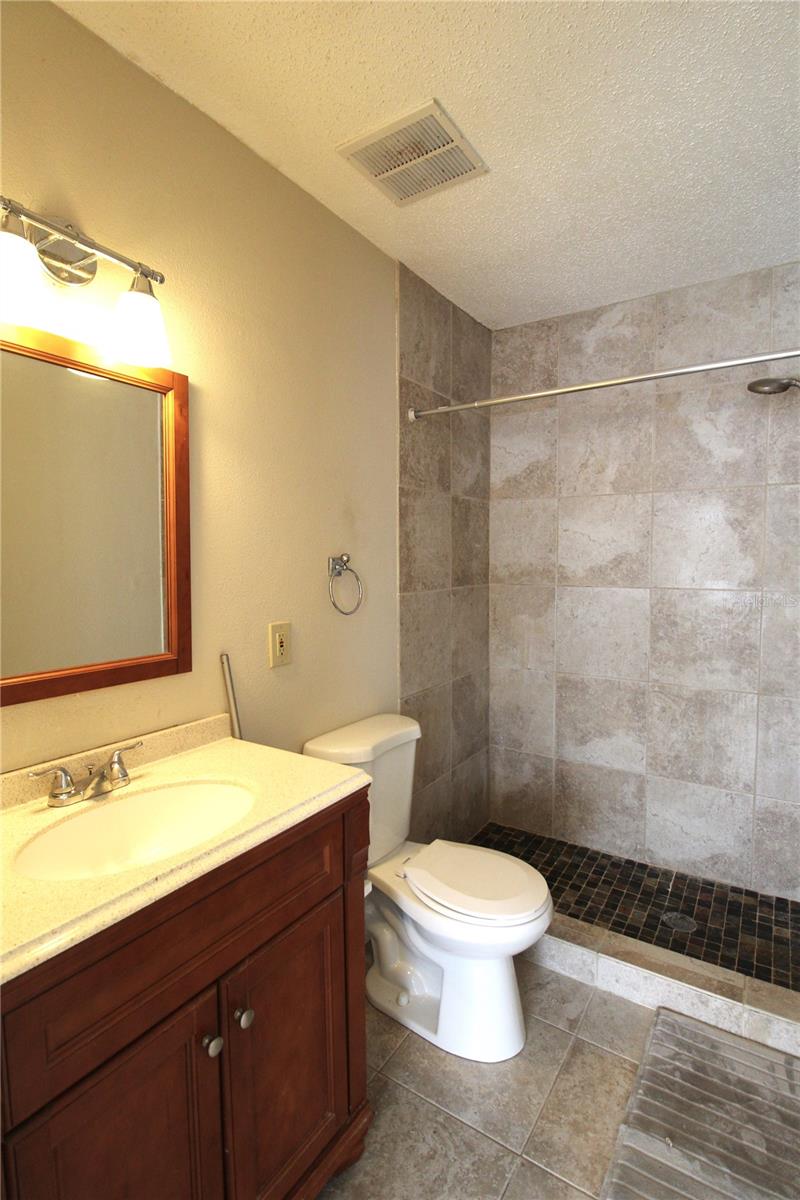 4001 BENEVA RD #109, SARASOTA, FL, 34233
