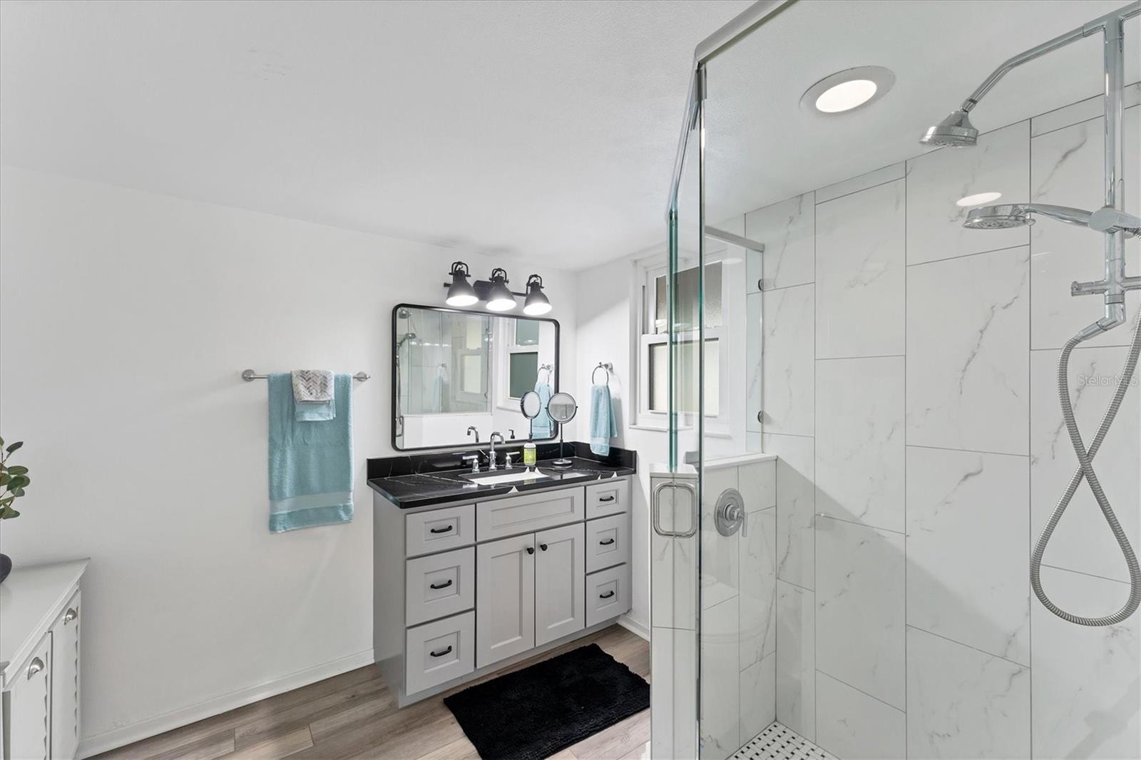 5404 4TH AVENUE DR NW, BRADENTON, FL, 34209