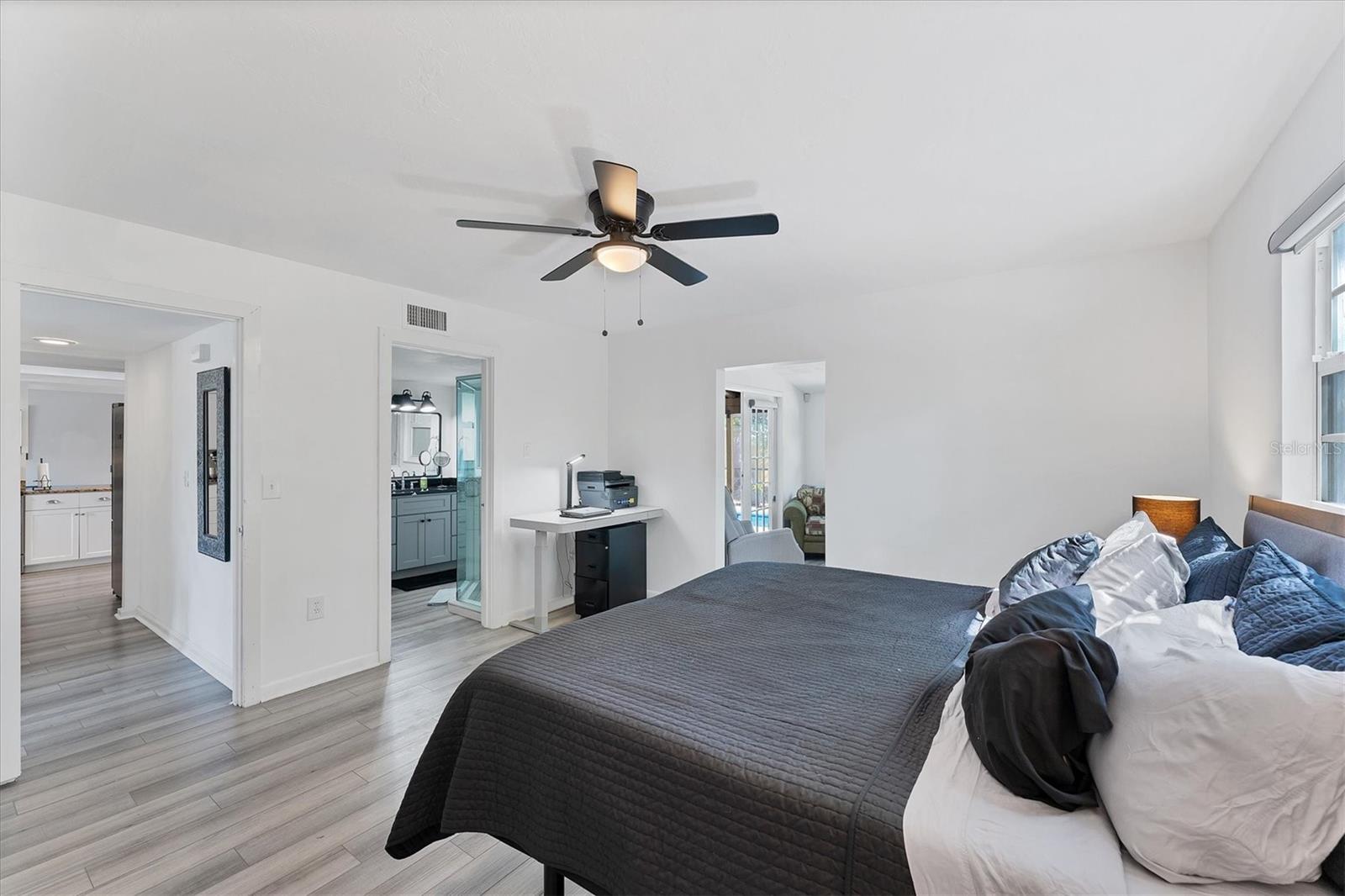 5404 4TH AVENUE DR NW, BRADENTON, FL, 34209