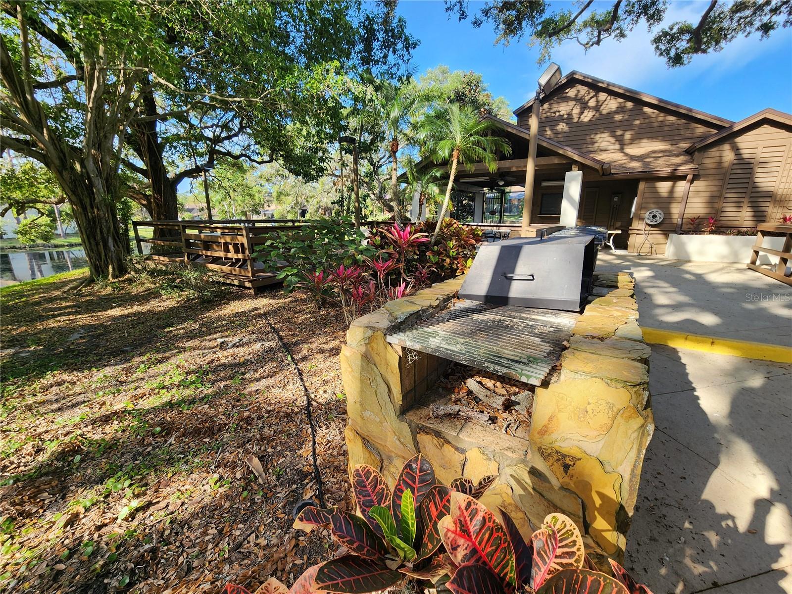 321 PARKSIDE LN, SAFETY HARBOR, FL, 34695