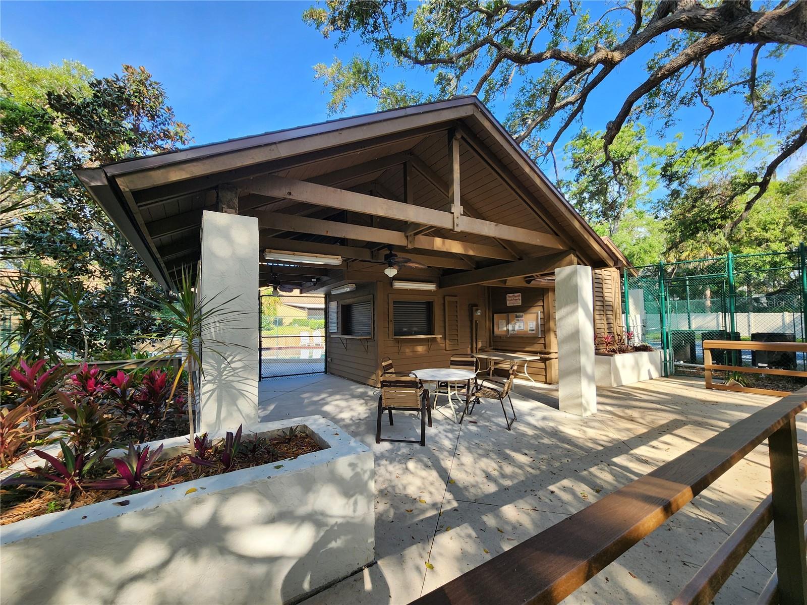 321 PARKSIDE LN, SAFETY HARBOR, FL, 34695