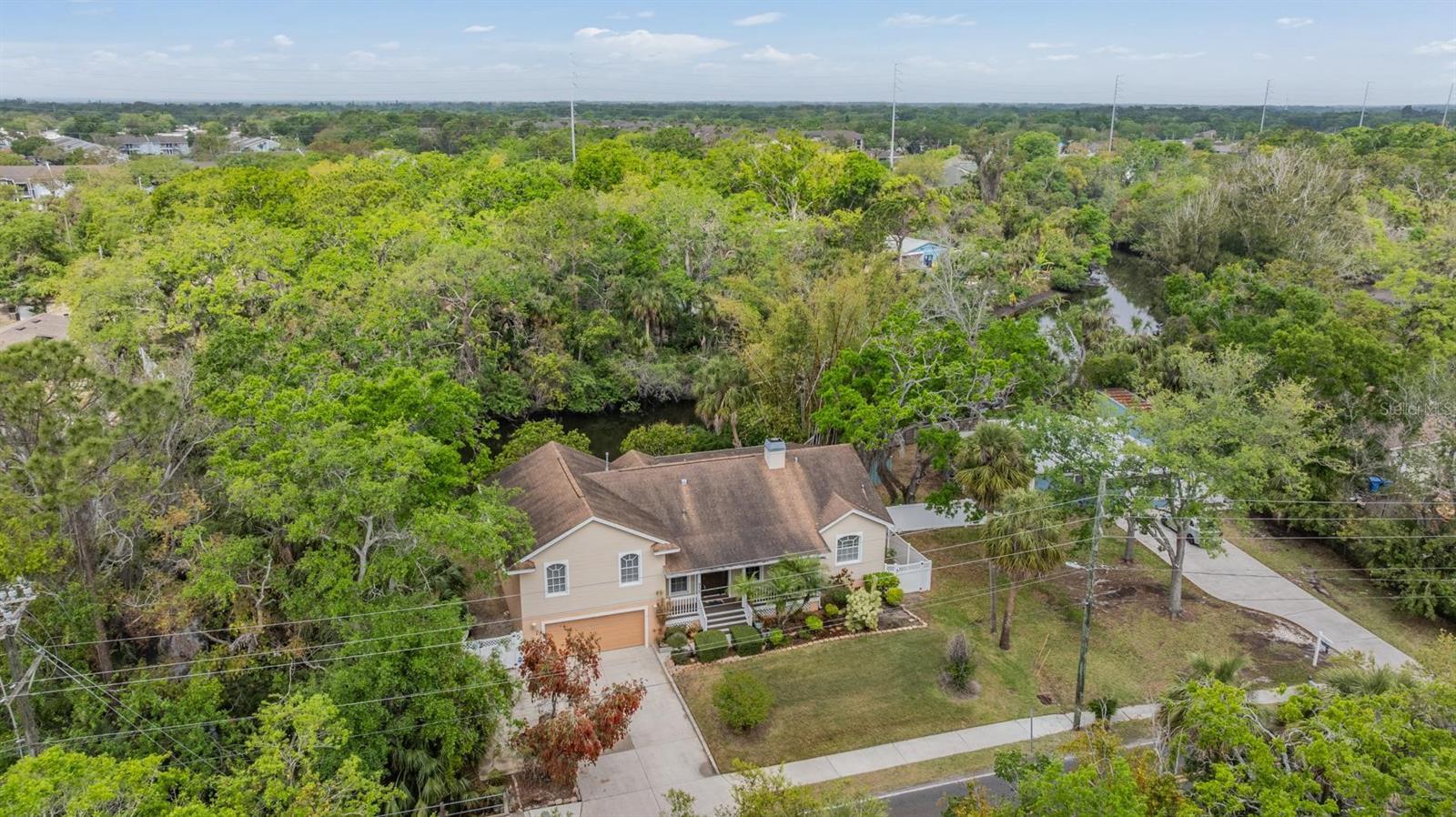 8425 JACKSON SPRINGS RD, TAMPA, FL, 33615