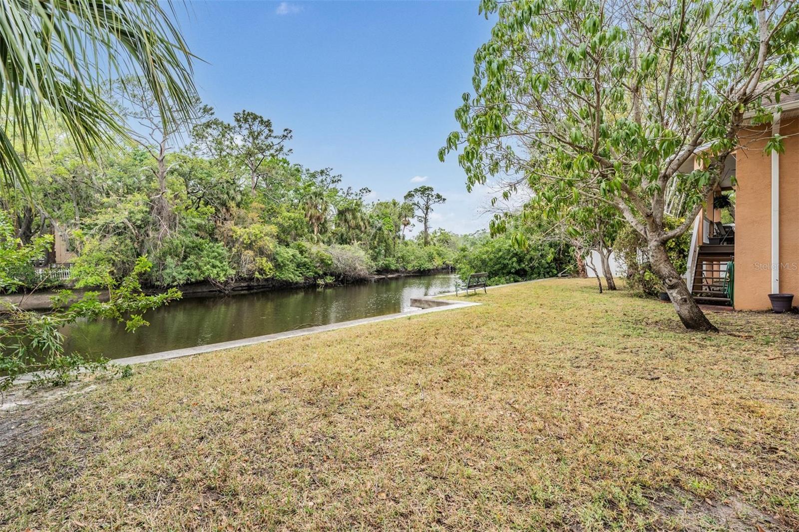 8425 JACKSON SPRINGS RD, TAMPA, FL, 33615