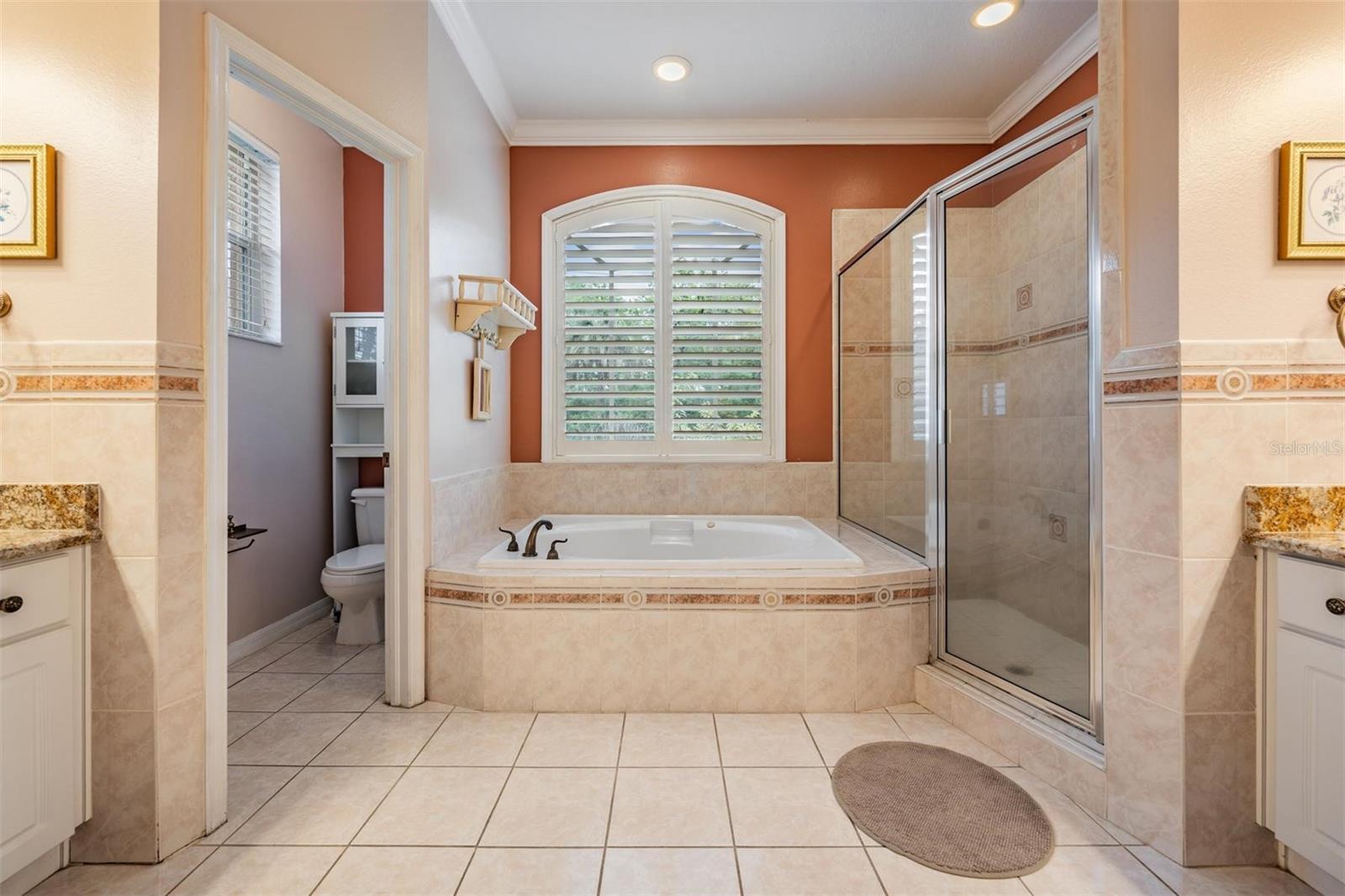 8425 JACKSON SPRINGS RD, TAMPA, FL, 33615