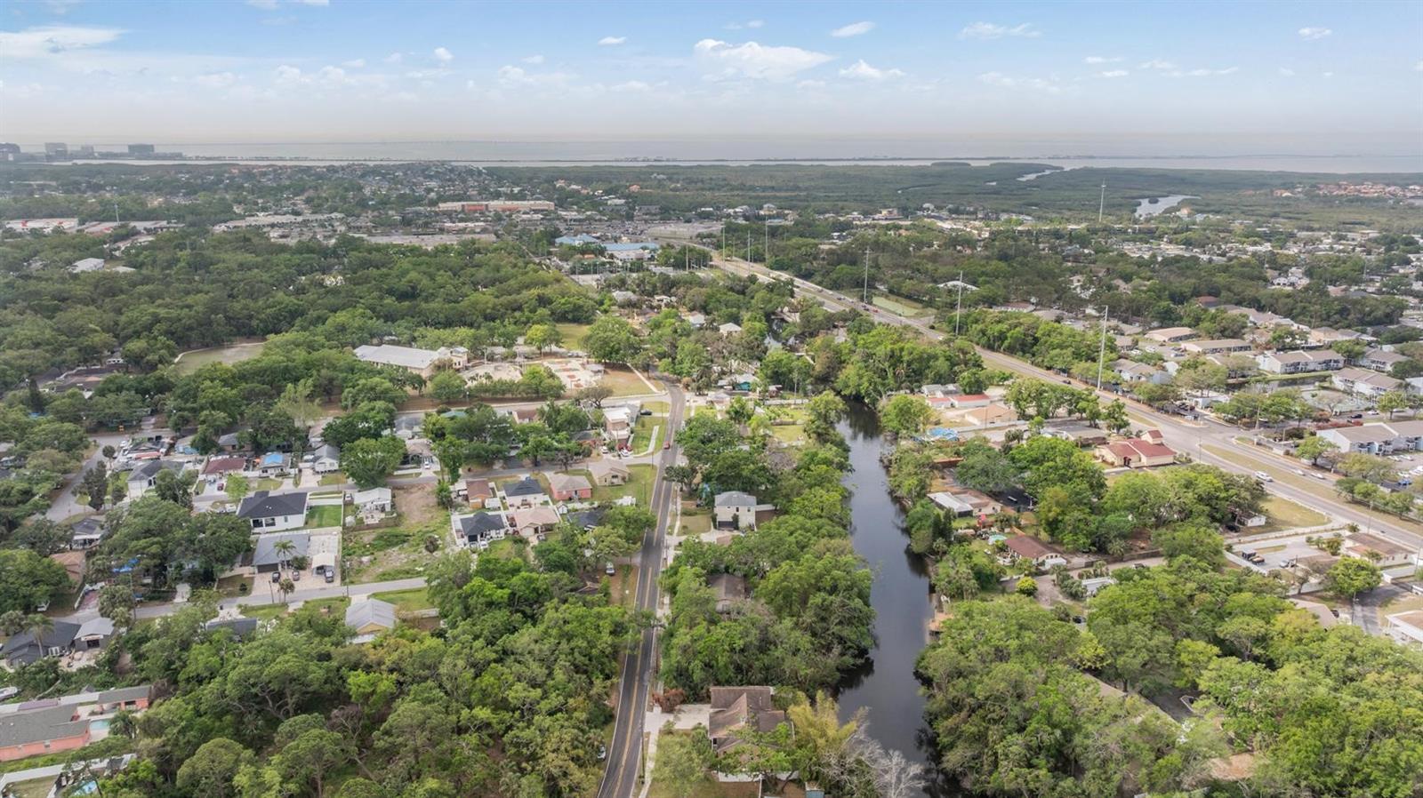8425 JACKSON SPRINGS RD, TAMPA, FL, 33615