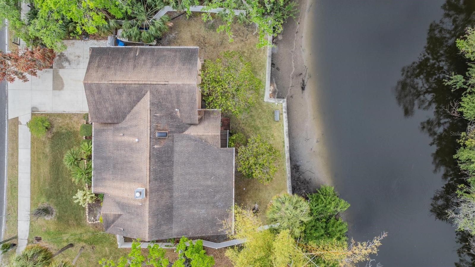 8425 JACKSON SPRINGS RD, TAMPA, FL, 33615