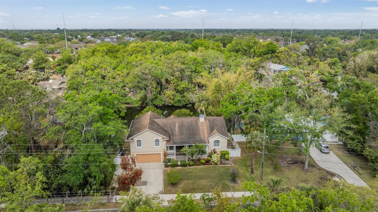 8425 JACKSON SPRINGS RD, TAMPA, FL, 33615
