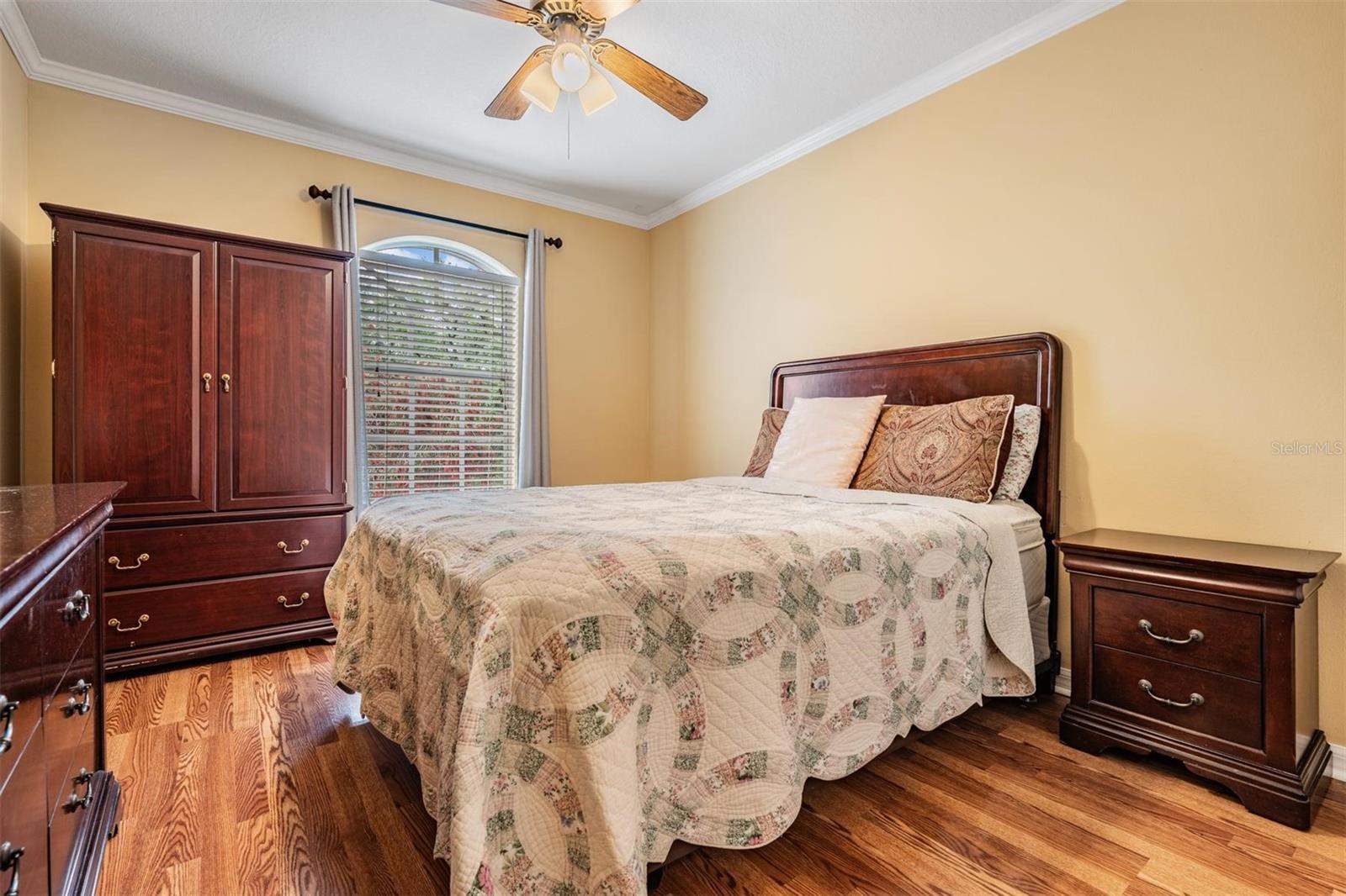 8425 JACKSON SPRINGS RD, TAMPA, FL, 33615