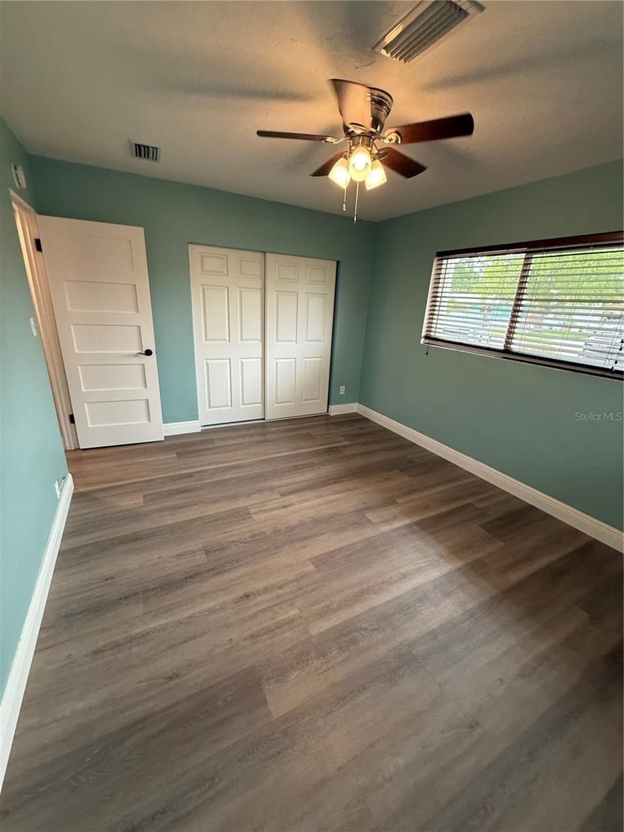 750 41ST AVE NE, ST PETERSBURG, FL, 33703