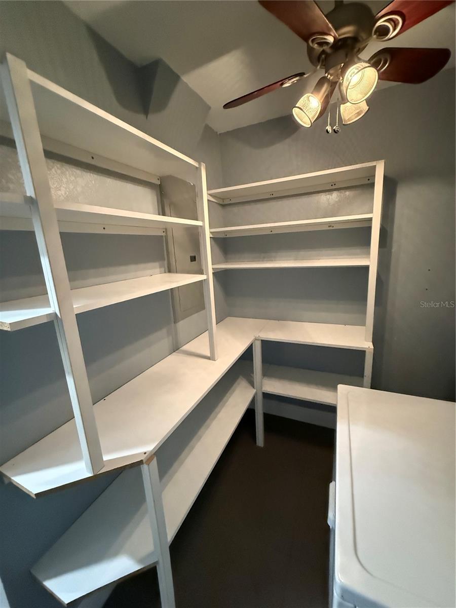 750 41ST AVE NE, ST PETERSBURG, FL, 33703