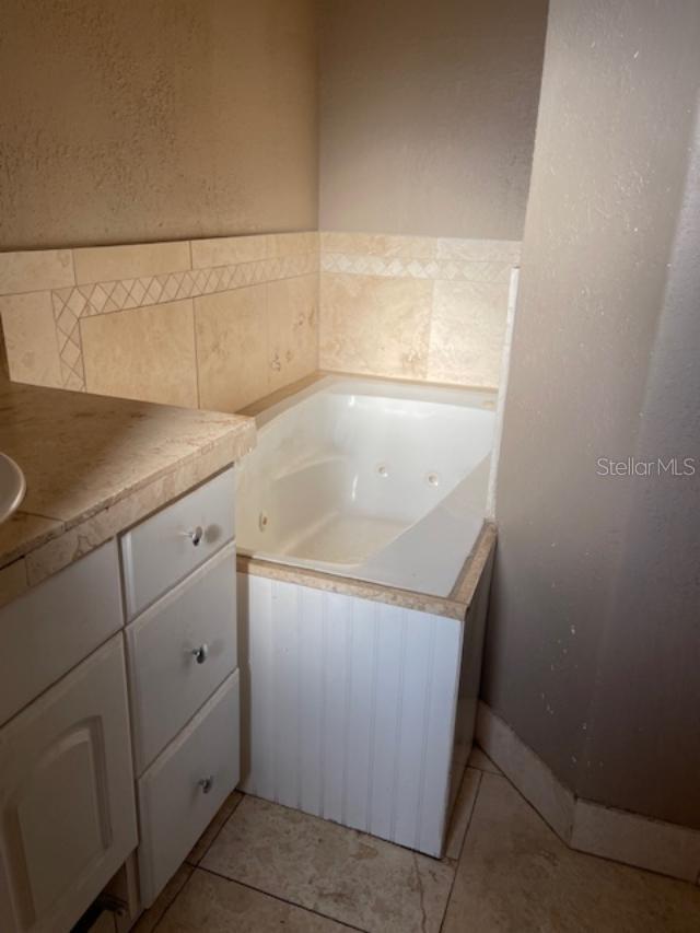 1937 SUZANNE LN, LAKELAND, FL, 33813