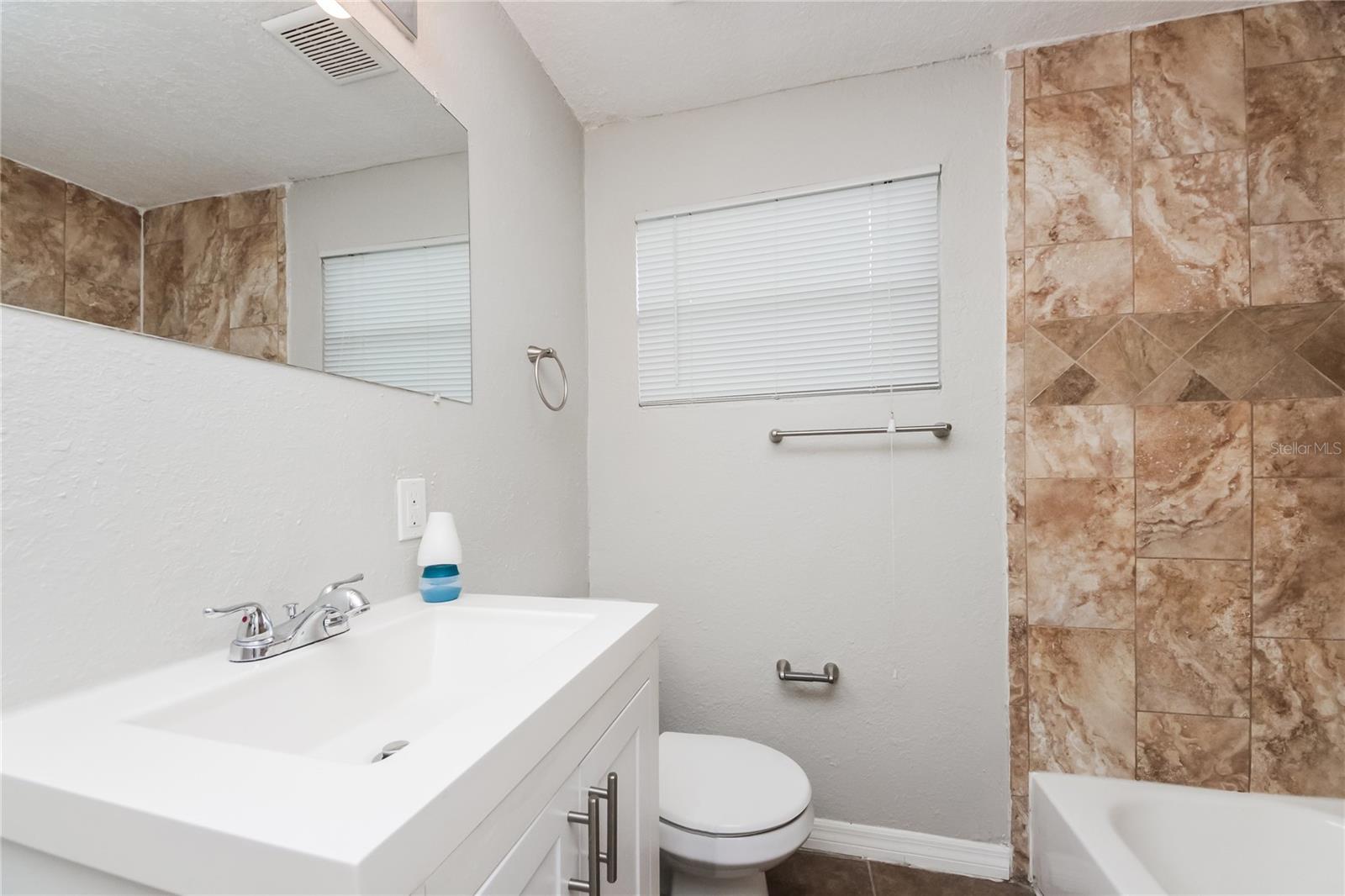 6143 BOLLING DR, ORLANDO, FL, 32808
