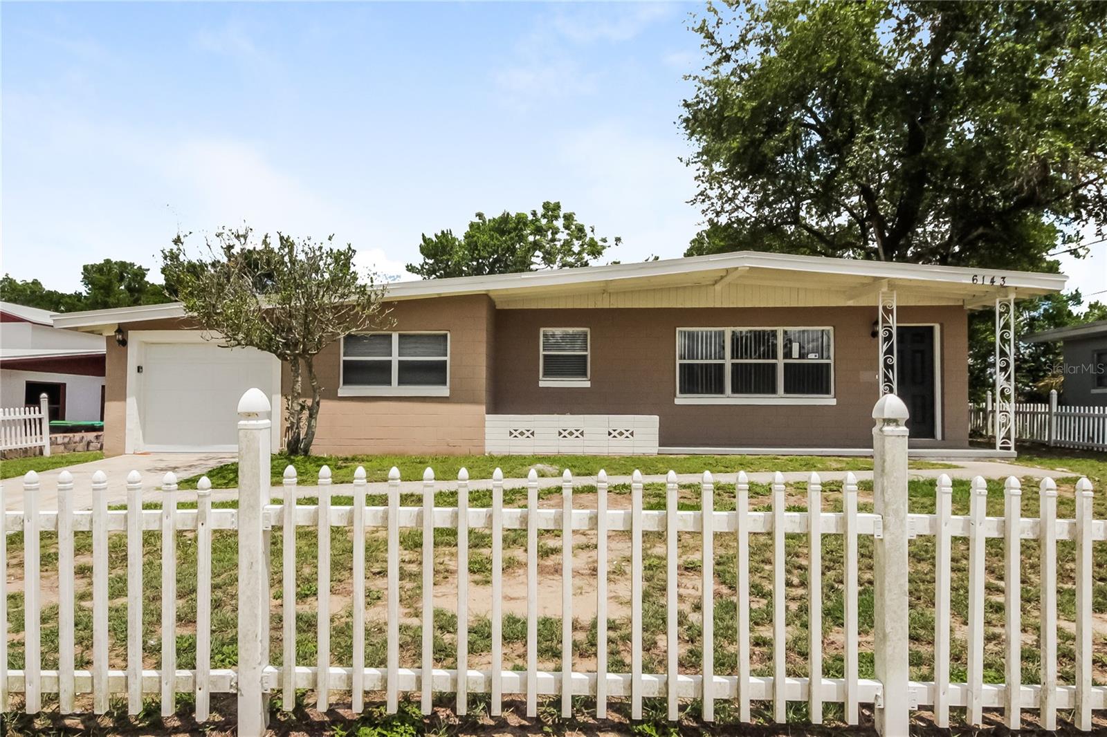 6143 BOLLING DR, ORLANDO, FL, 32808