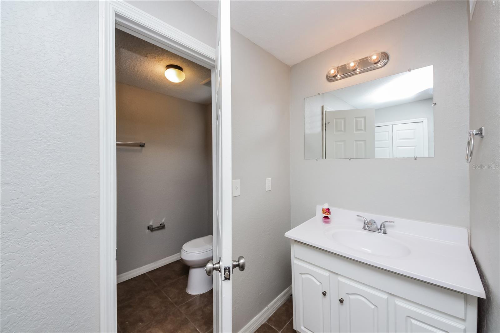 6143 BOLLING DR, ORLANDO, FL, 32808