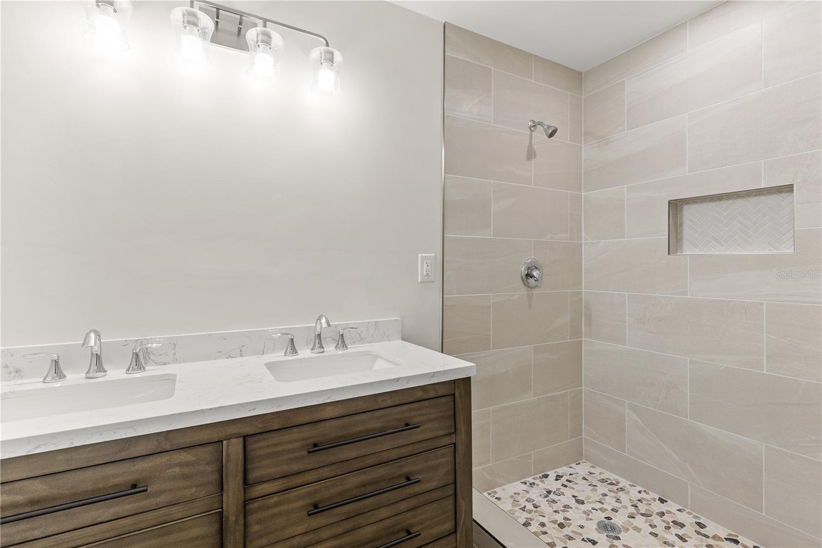 2070 CARPETGREEN ST, PORT CHARLOTTE, FL, 33948