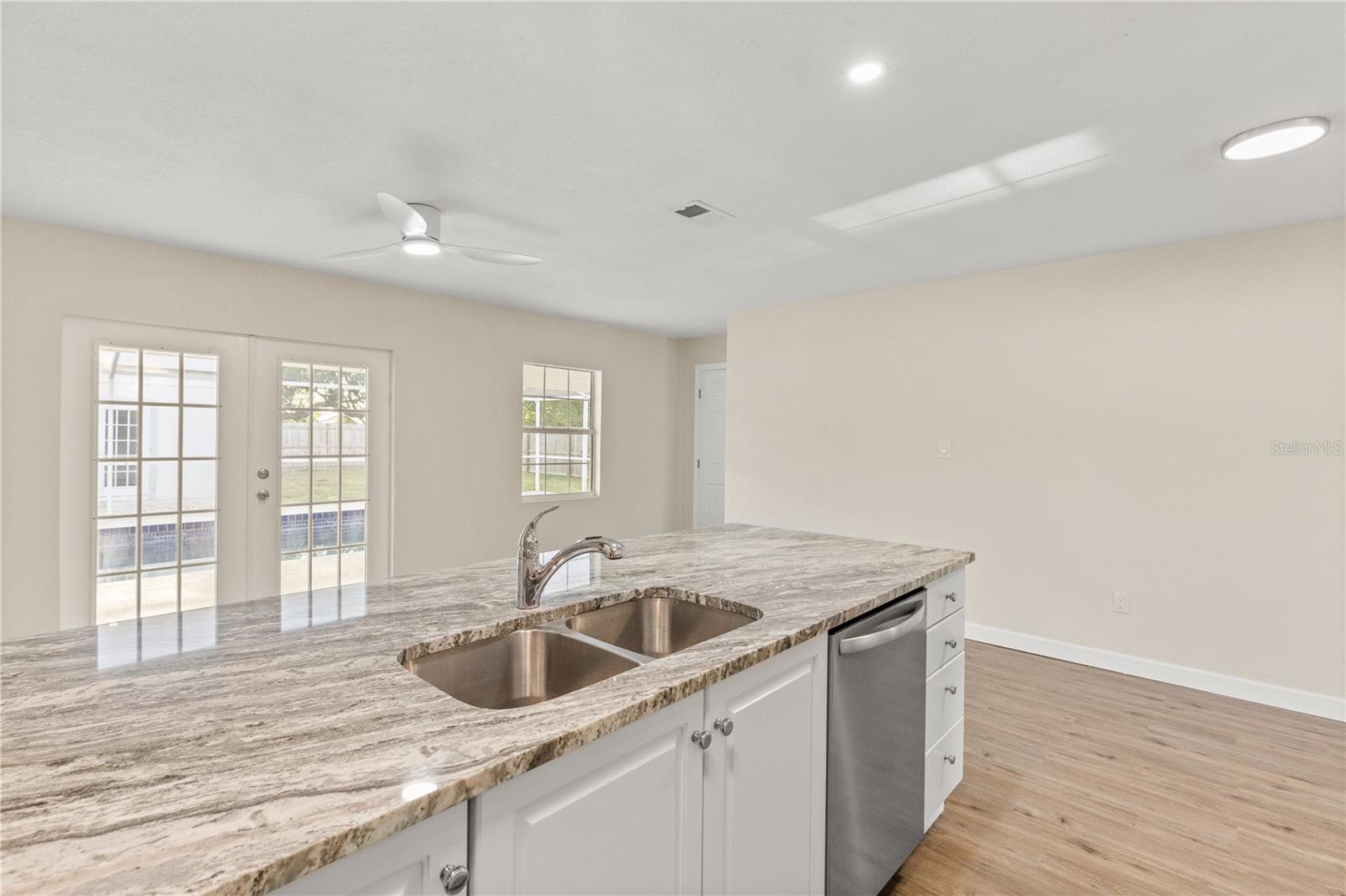 2070 CARPETGREEN ST, PORT CHARLOTTE, FL, 33948