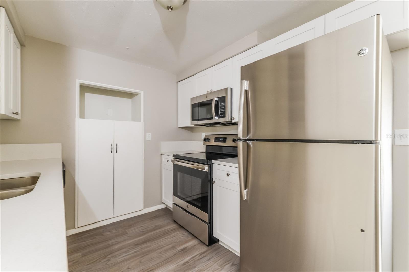 4225 WINTHROP ST, SARASOTA, FL, 34232