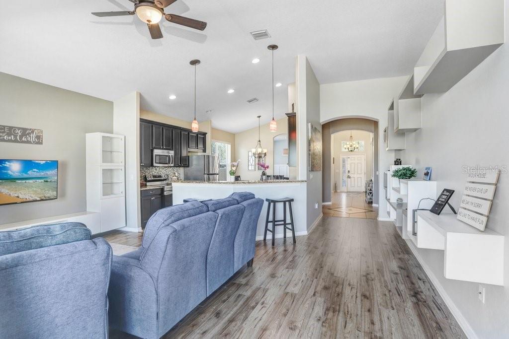 11137 WEMBLEY LANDING DR, LITHIA, FL, 33547
