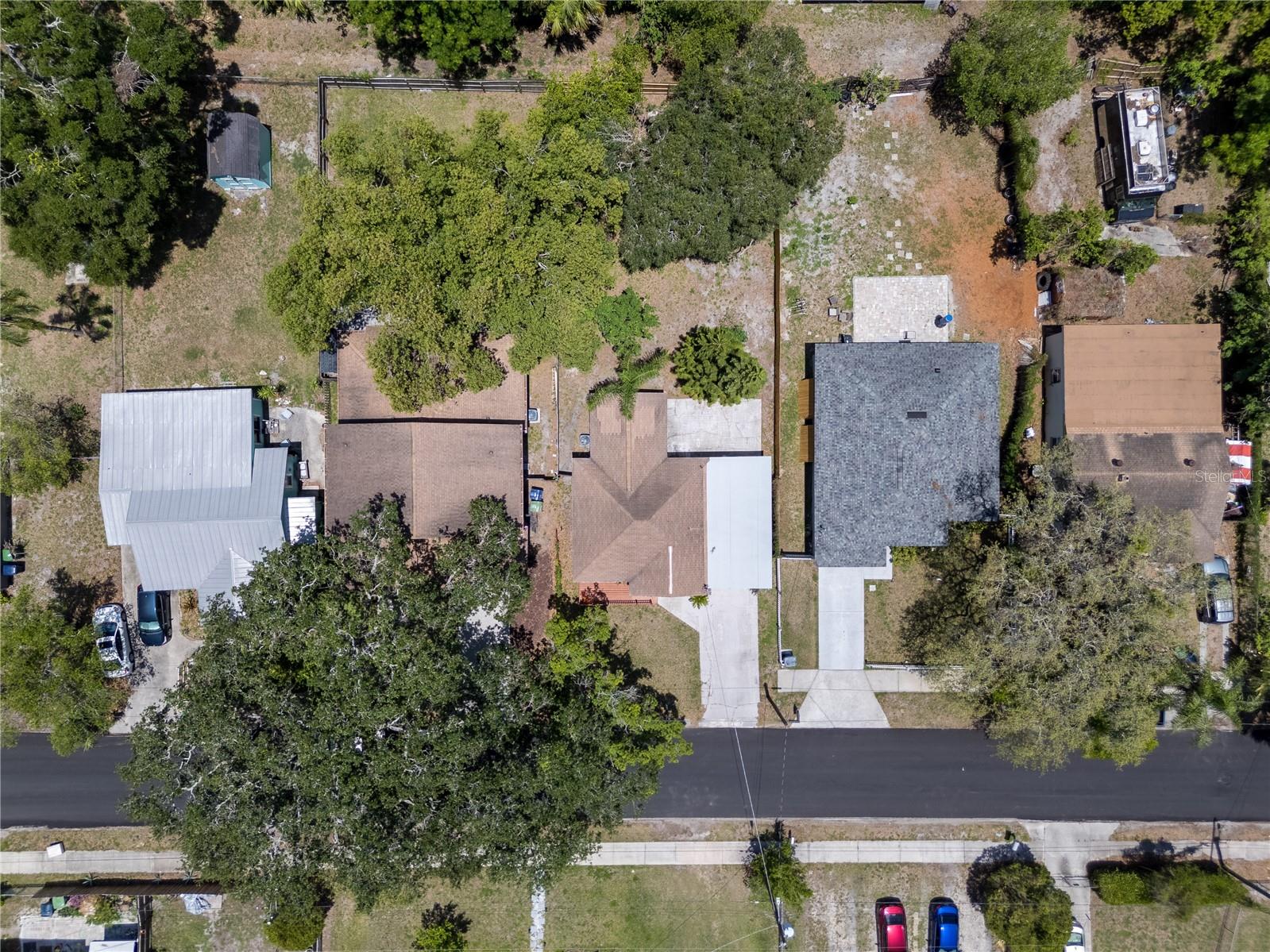1906 E IDLEWILD AVE, TAMPA, FL, 33610