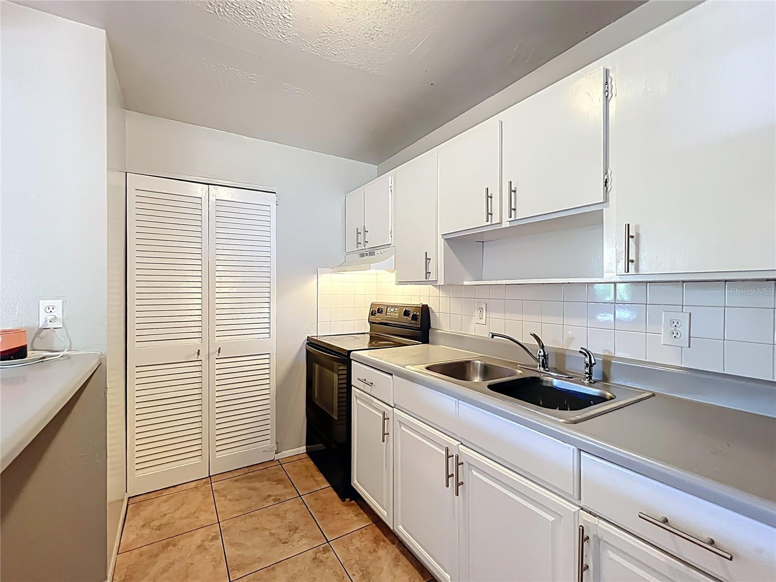 4343 LAKE RICHMOND DR, ORLANDO, FL, 32811