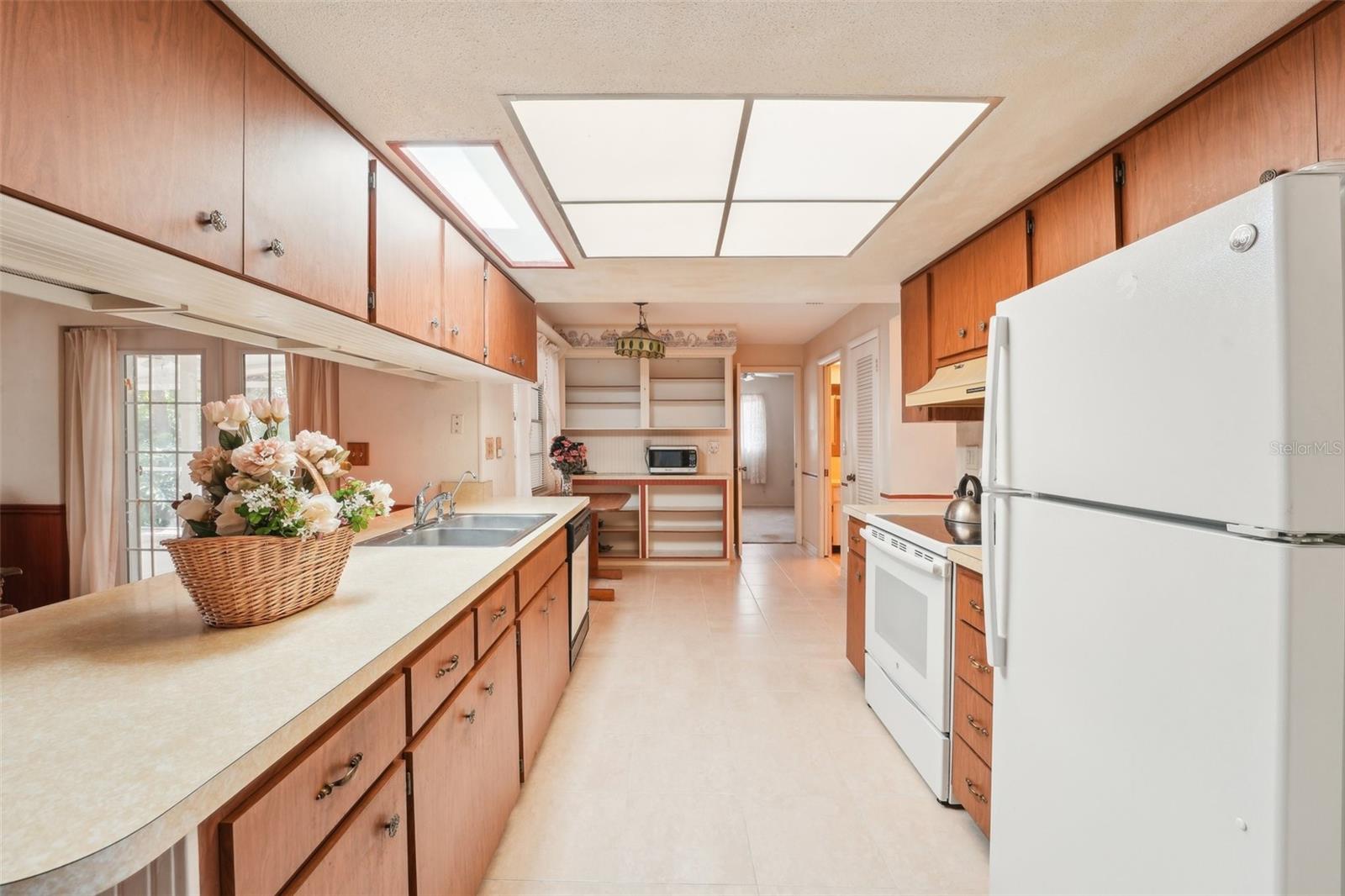 3290 SAND KEY DR, PALM HARBOR, FL, 34684