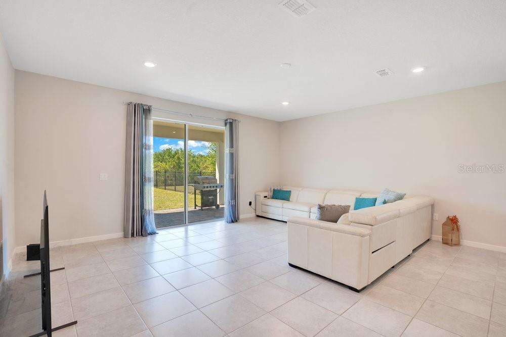 2104 LIVE OAK LAKE RD, ST CLOUD, FL, 34771