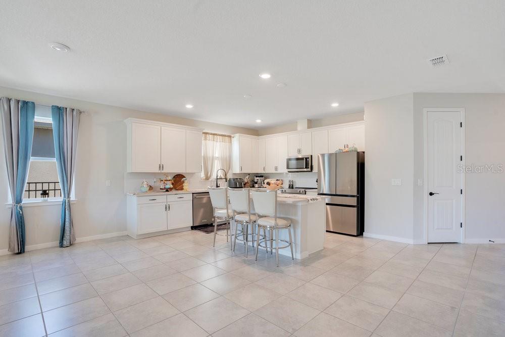 2104 LIVE OAK LAKE RD, ST CLOUD, FL, 34771