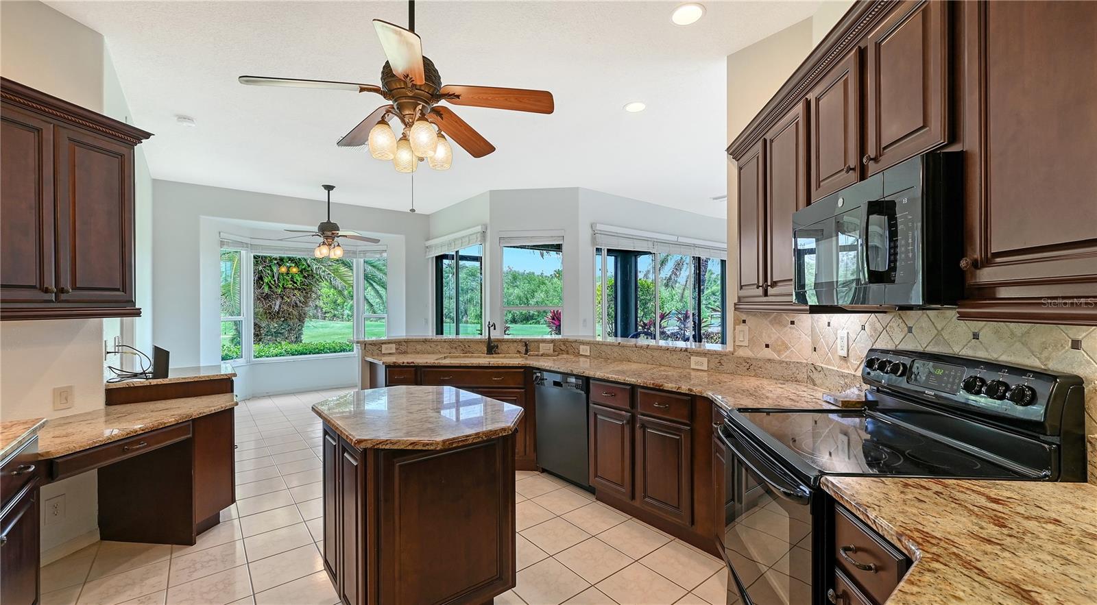 525 CHEVAL DR, VENICE, FL, 34292