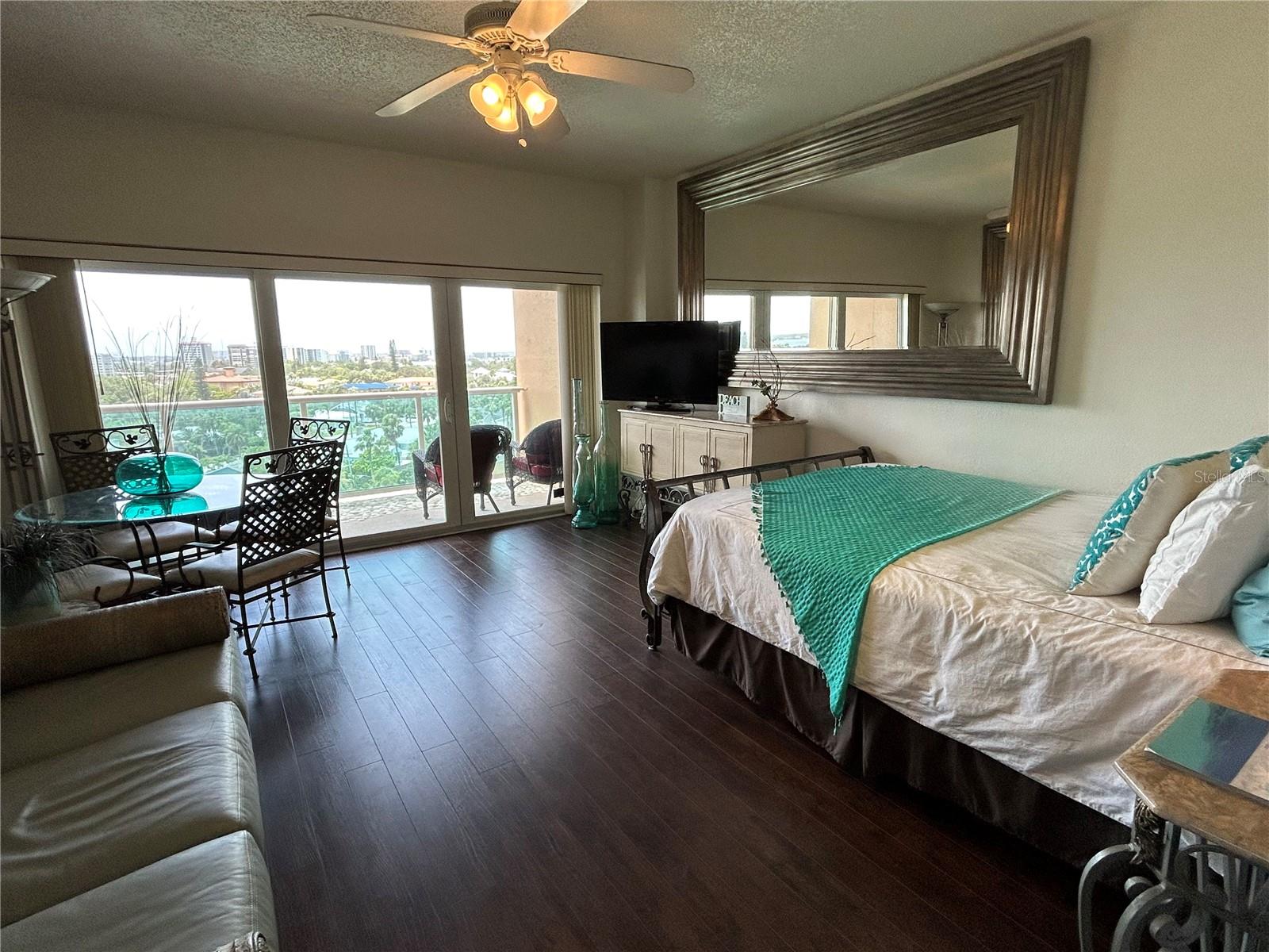 880 MANDALAY AVE #S604, CLEARWATER BEACH, FL, 33767