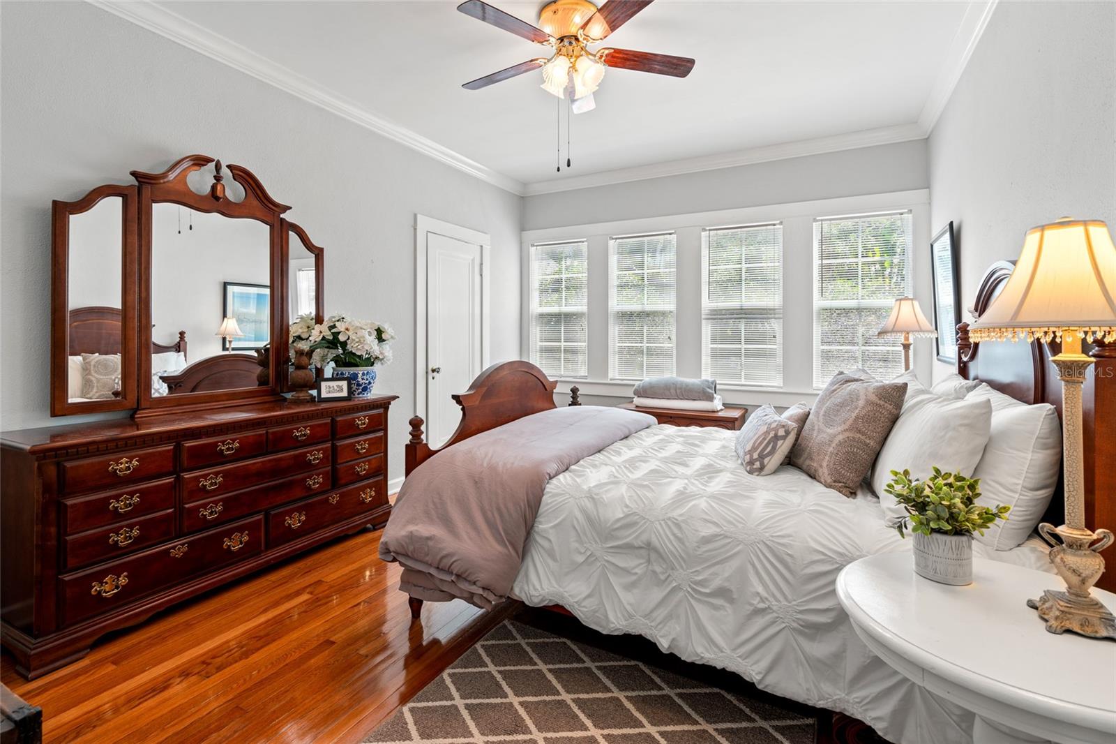 2516 W MORRISON AVE, TAMPA, FL, 33629