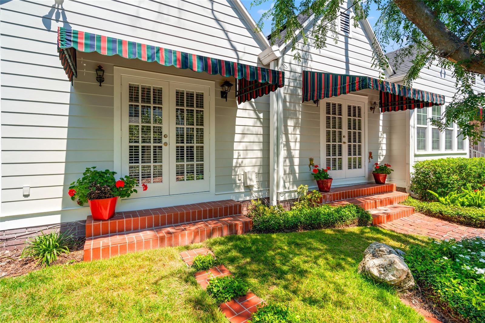 2516 W MORRISON AVE, TAMPA, FL, 33629