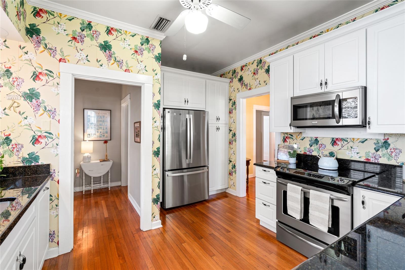 2516 W MORRISON AVE, TAMPA, FL, 33629