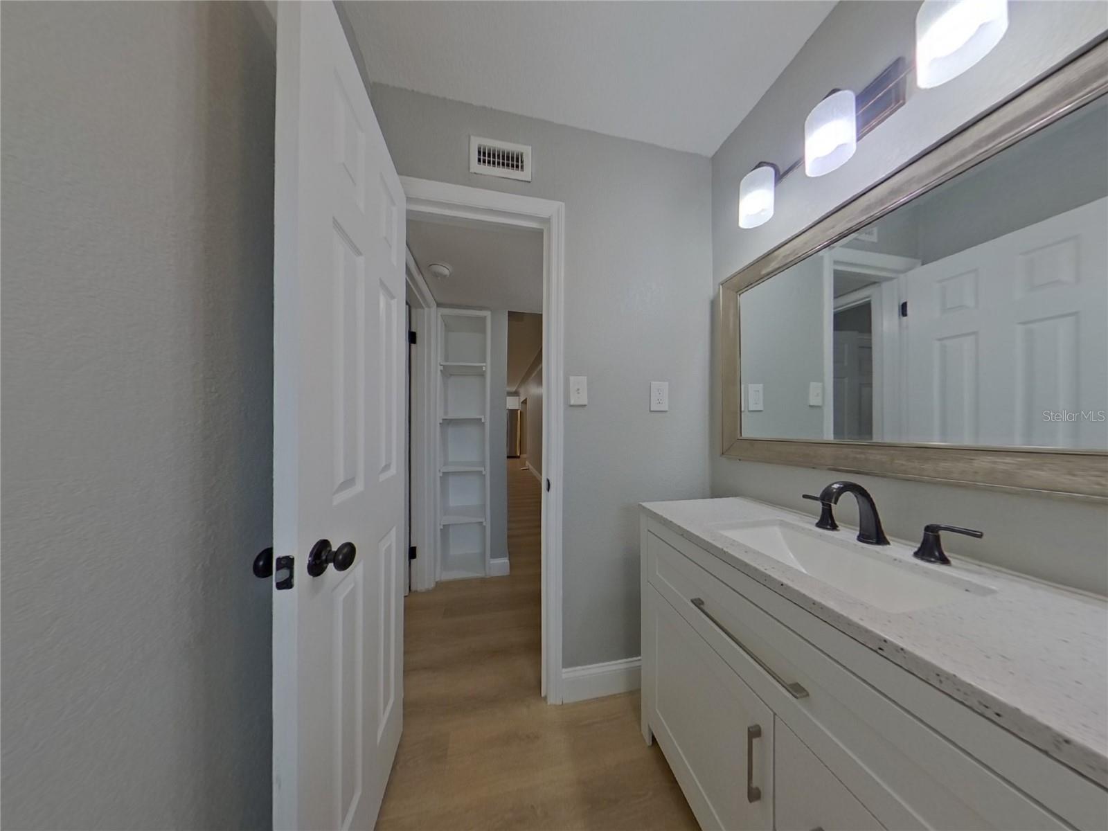 1601 CARLOS AVE, CLEARWATER, FL, 33755