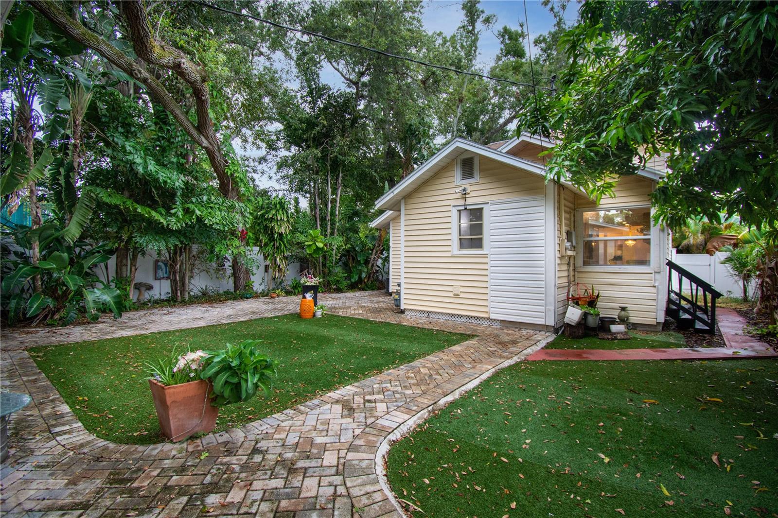 1430 20TH AVE N #A, ST PETERSBURG, FL, 33704