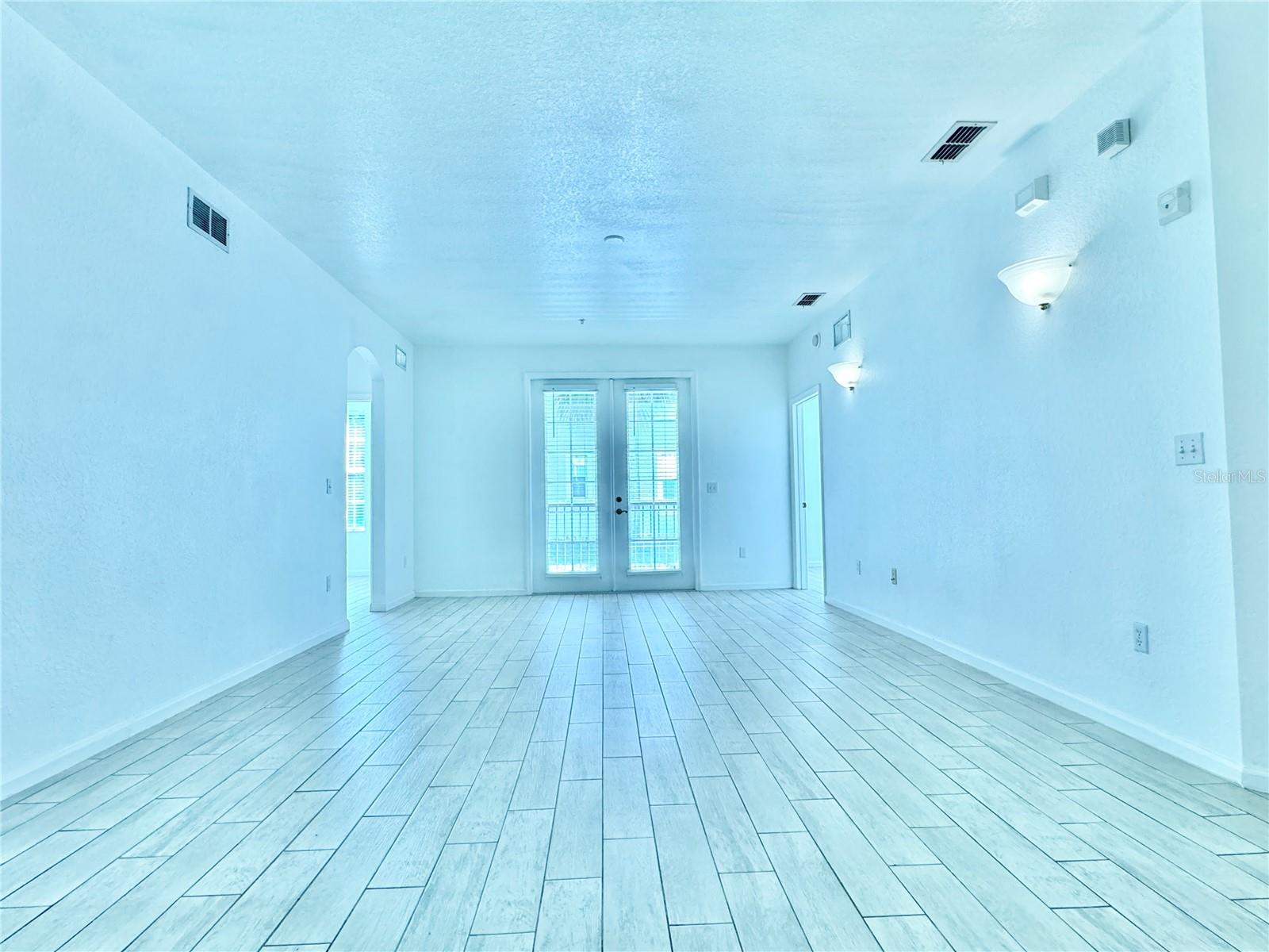 3001 LAUREL PARK LN #102, KISSIMMEE, FL, 34741