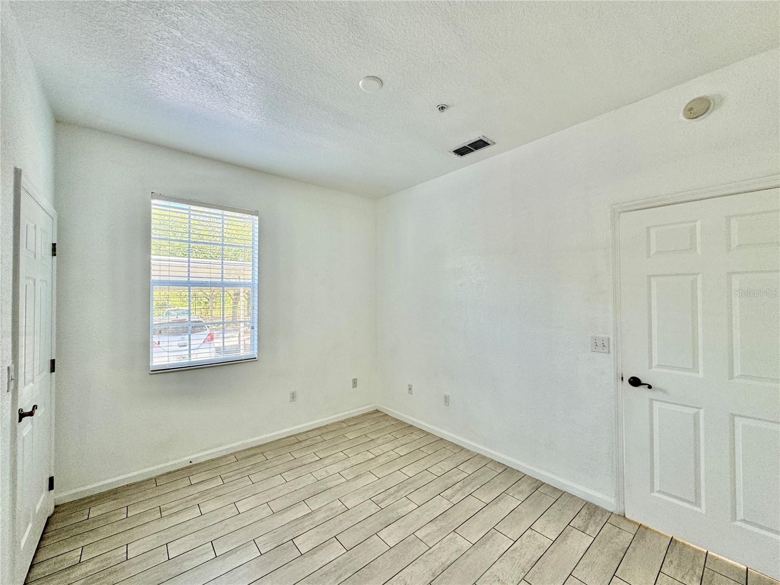 3001 LAUREL PARK LN #102, KISSIMMEE, FL, 34741