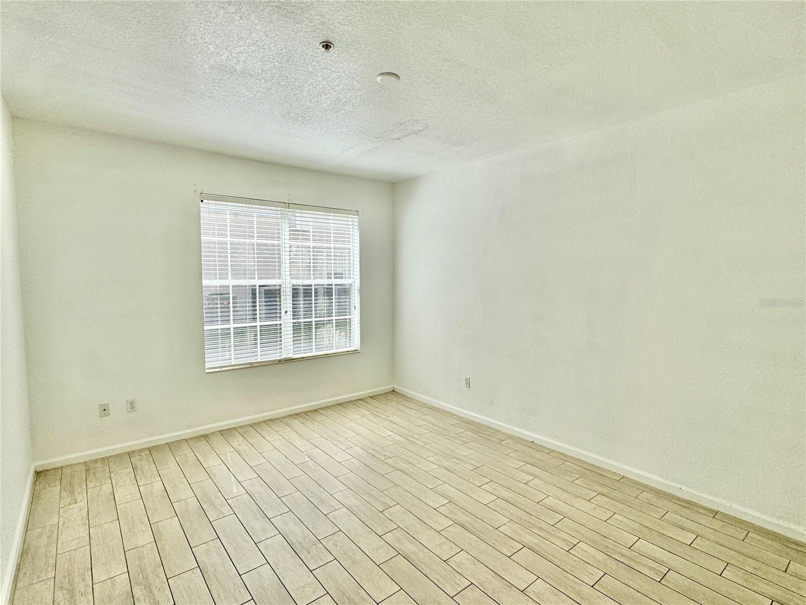3001 LAUREL PARK LN #102, KISSIMMEE, FL, 34741