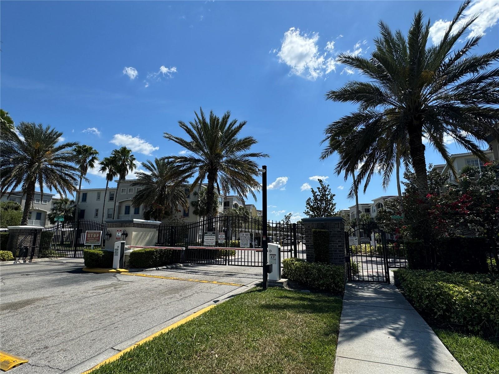 3001 LAUREL PARK LN #102, KISSIMMEE, FL, 34741