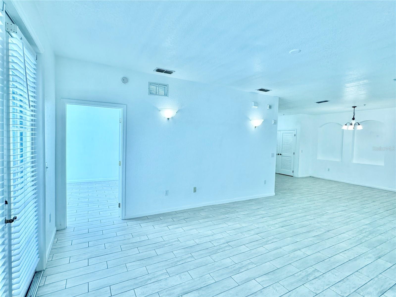 3001 LAUREL PARK LN #102, KISSIMMEE, FL, 34741