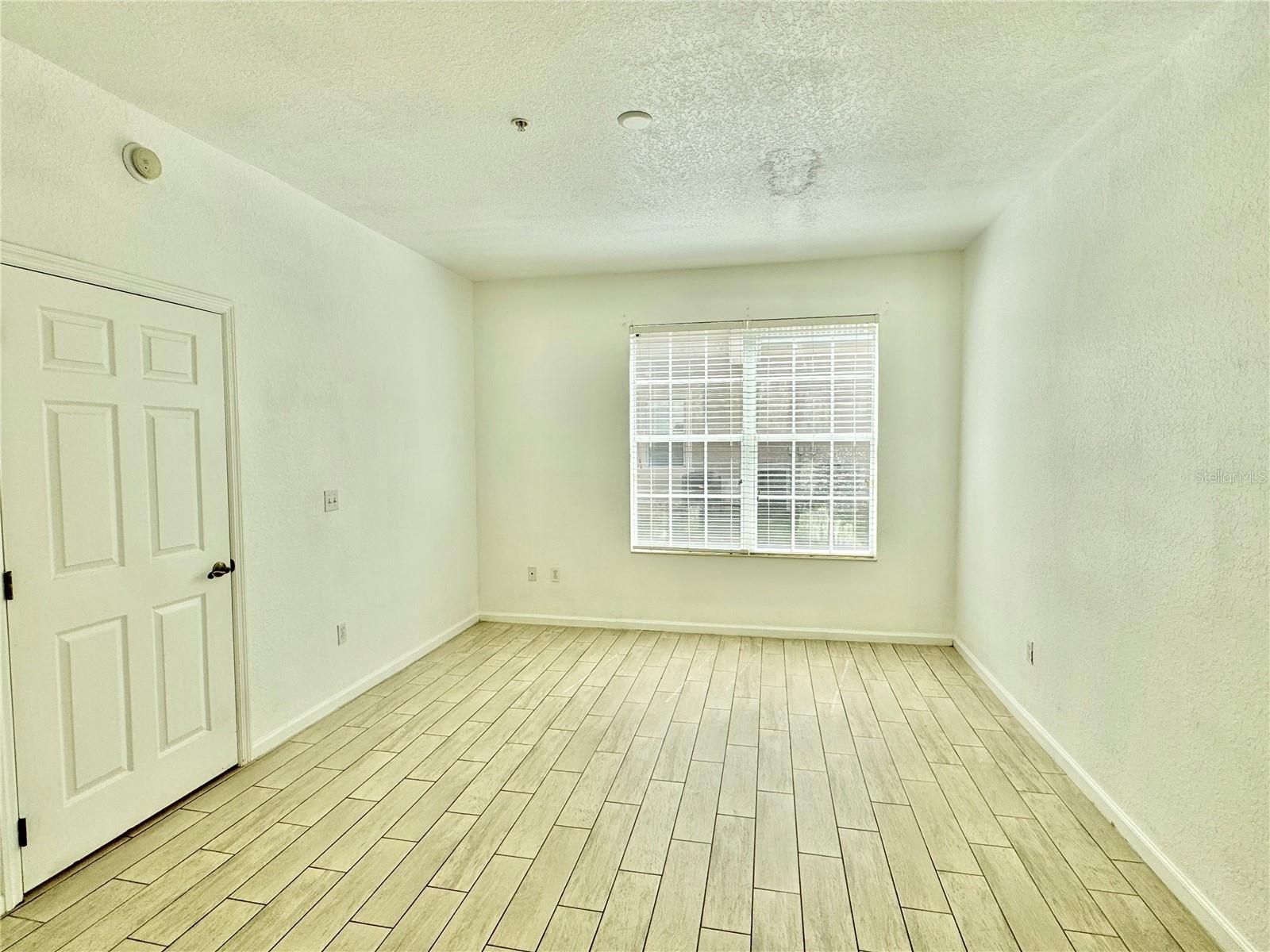 3001 LAUREL PARK LN #102, KISSIMMEE, FL, 34741