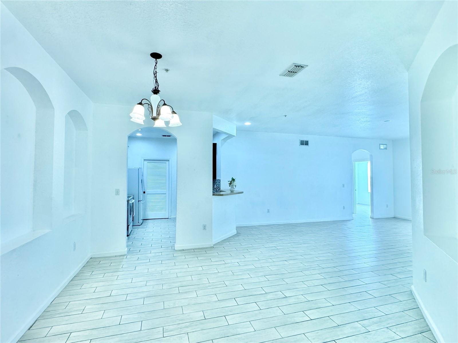 3001 LAUREL PARK LN #102, KISSIMMEE, FL, 34741
