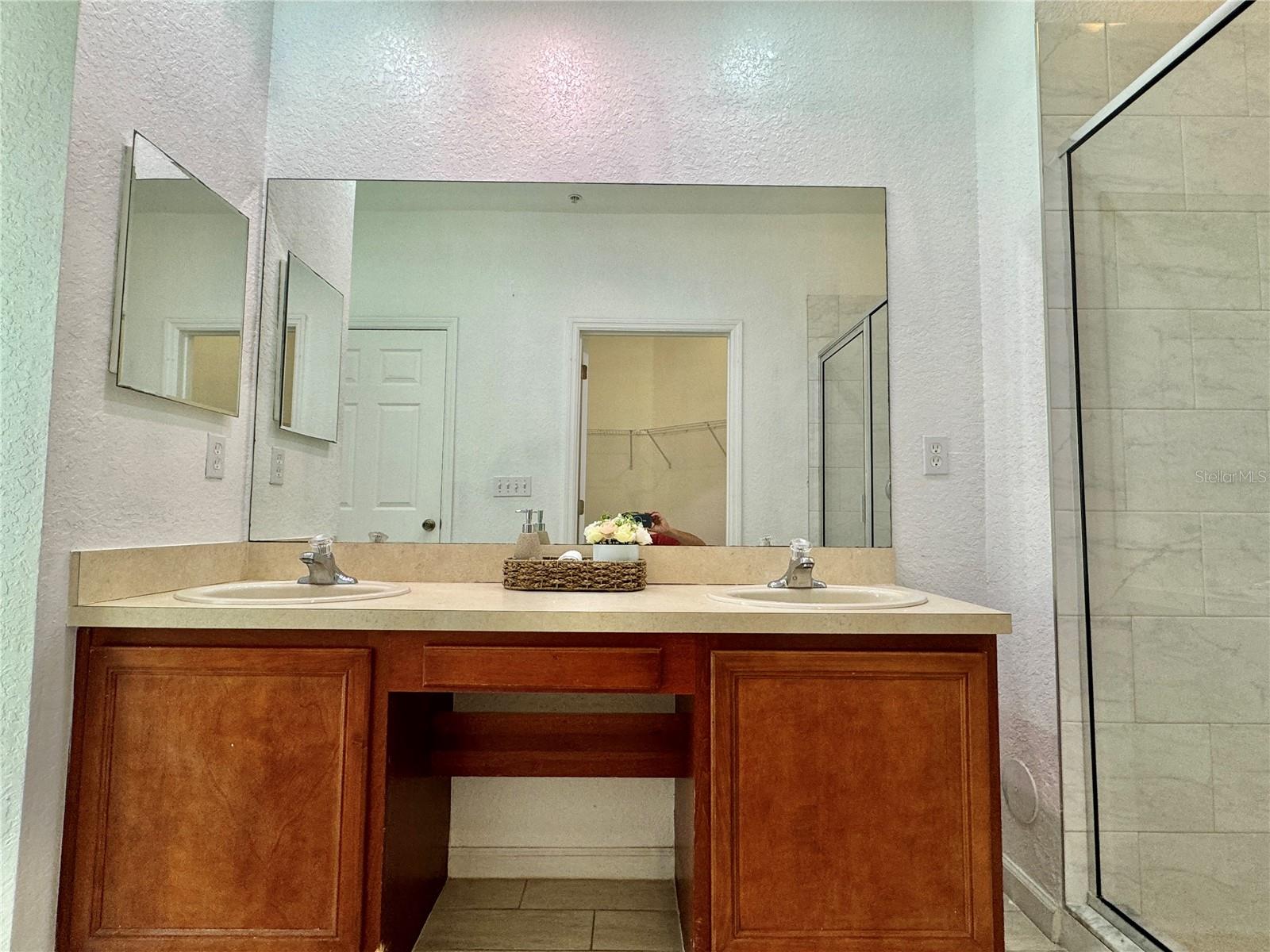 3001 LAUREL PARK LN #102, KISSIMMEE, FL, 34741