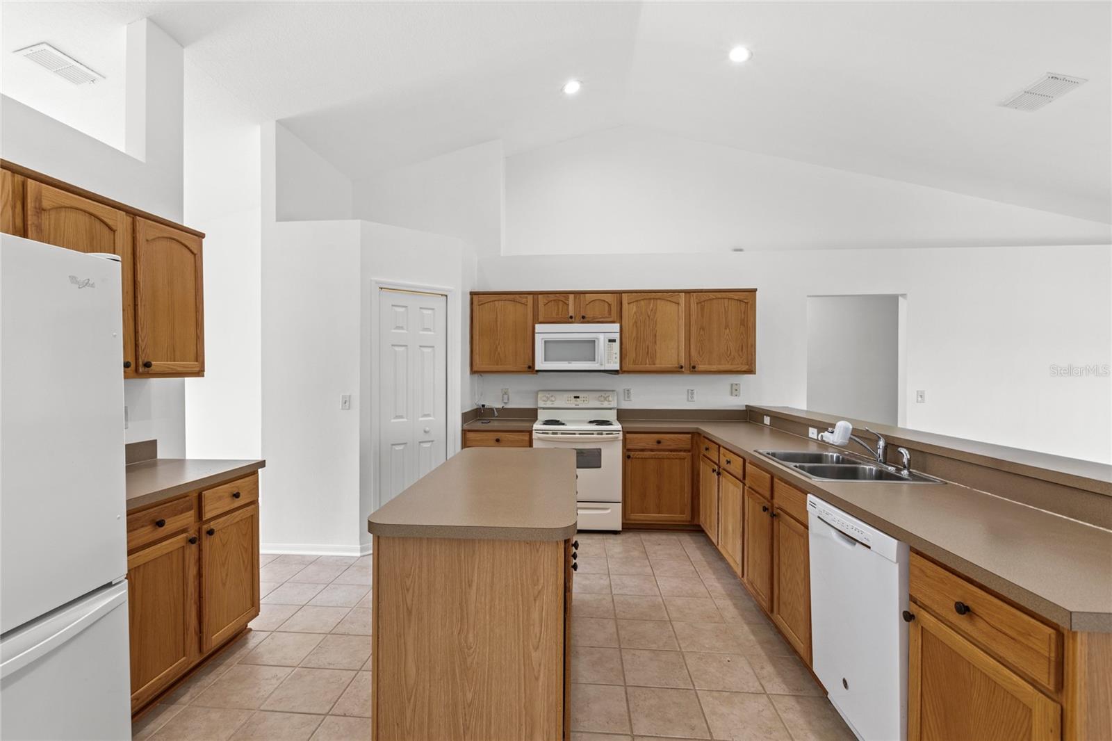 608 HATCHWOOD DR, HAINES CITY, FL, 33844