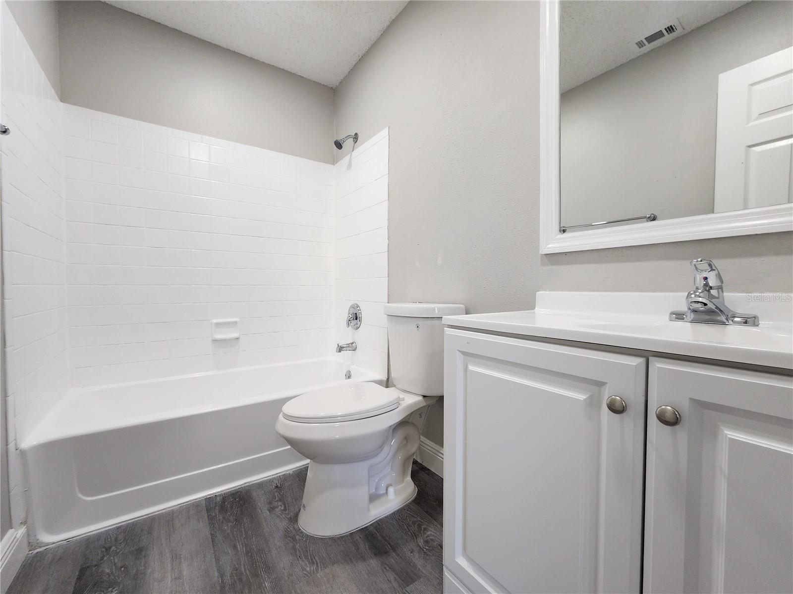200 AFTON SQ #108, ALTAMONTE SPRINGS, FL, 32714