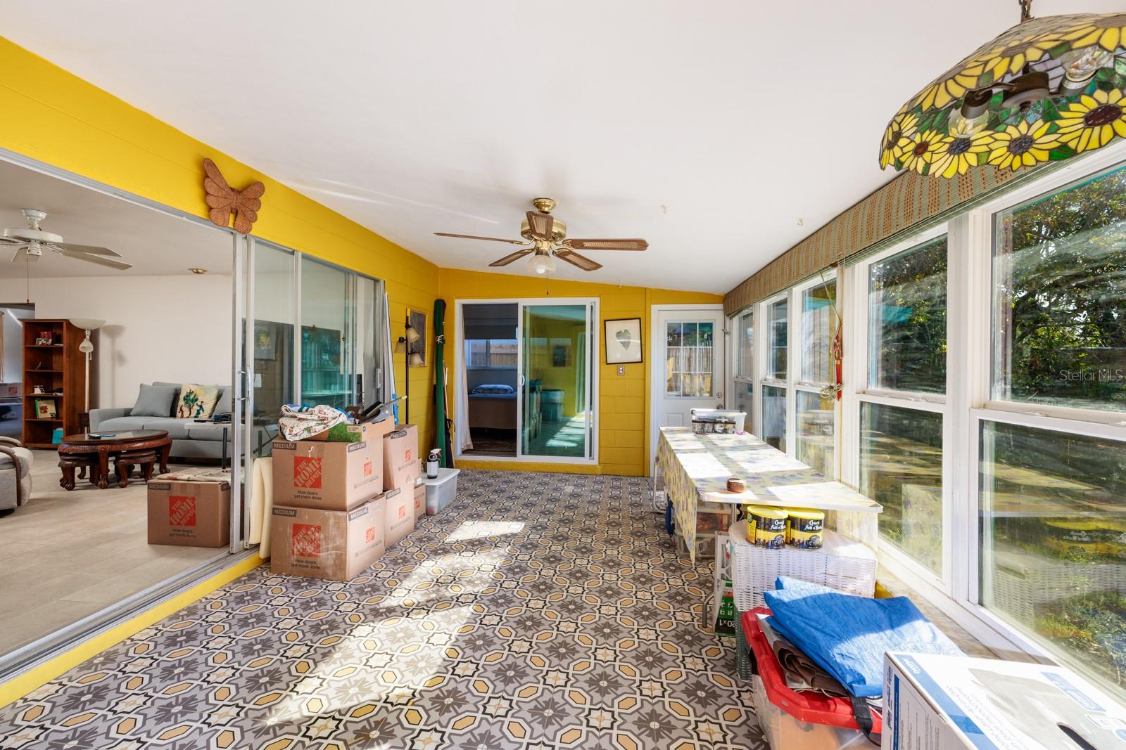 284 SUNLIT COVE DR NE, ST PETERSBURG, FL, 33702