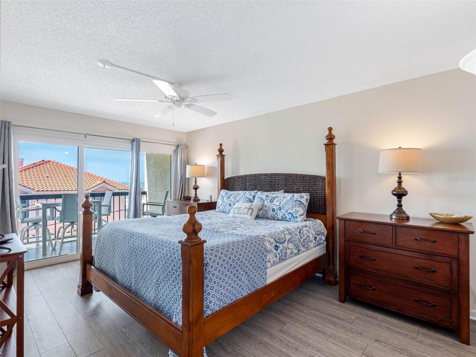1300 GULF BLVD #301, INDIAN ROCKS BEACH, FL, 33785