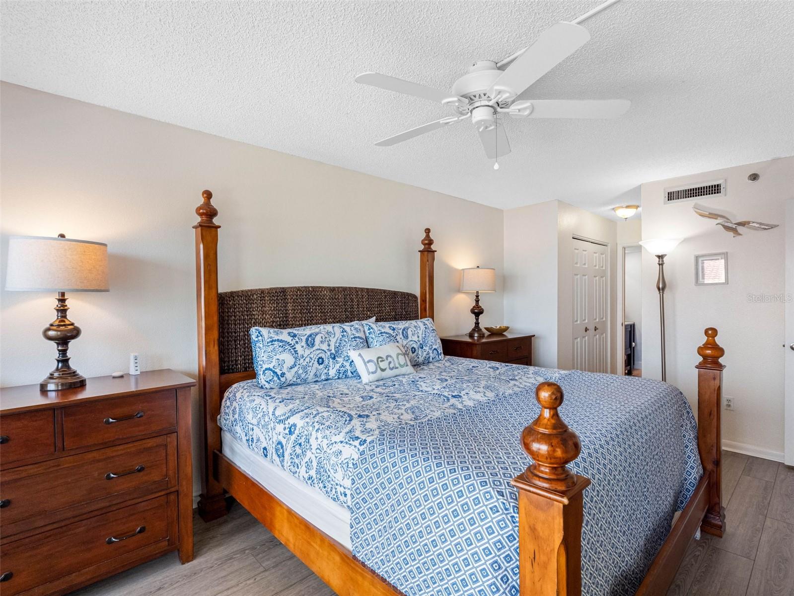 1300 GULF BLVD #301, INDIAN ROCKS BEACH, FL, 33785