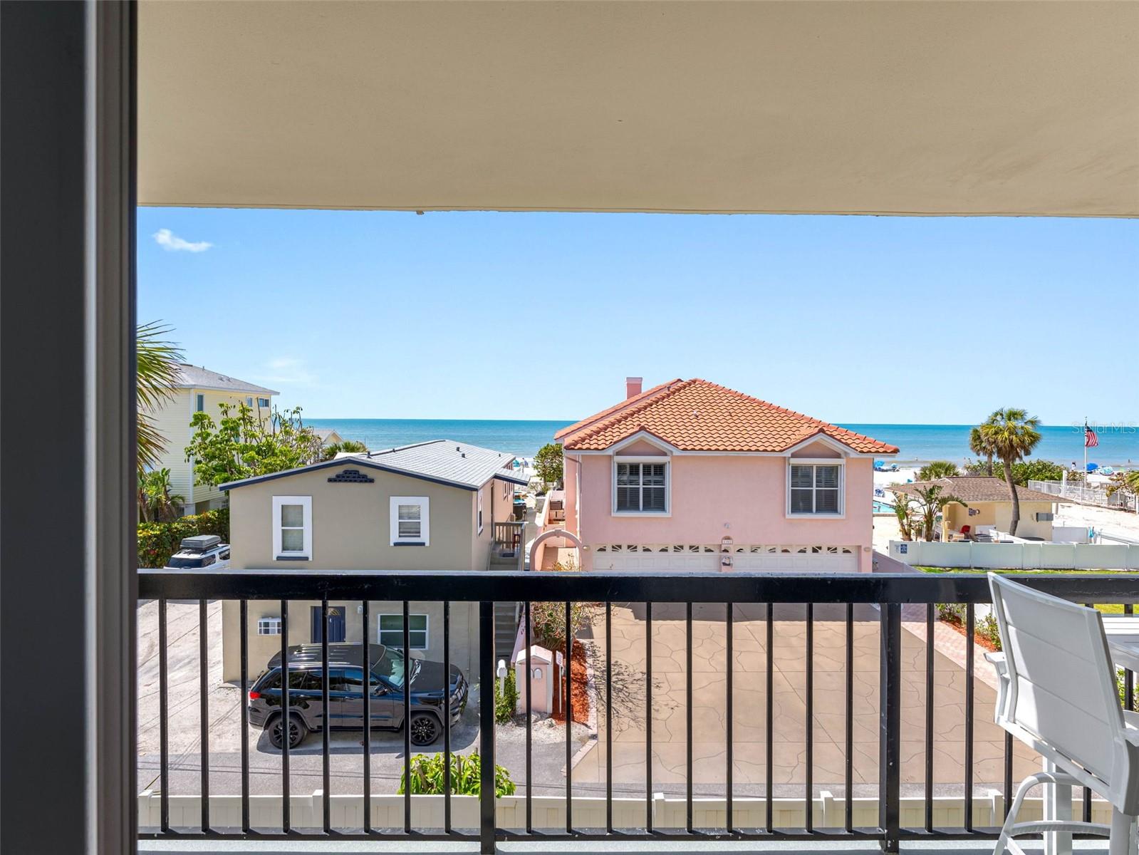 1300 GULF BLVD #301, INDIAN ROCKS BEACH, FL, 33785